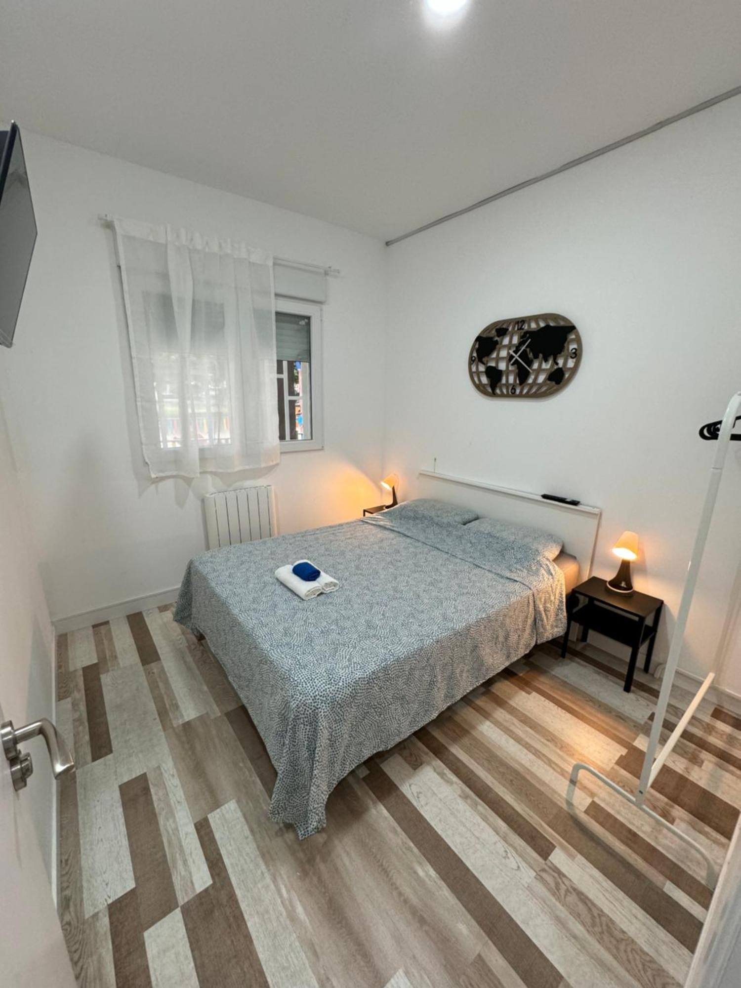 Alojamiento Fantasia Madrid Exteriör bild